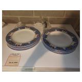 Debbie Mumm Sakura Snowman Dinner Plates by Oneida - 7-Piece Set (6 Snowman Plates & 1 Floral Plate)