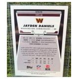 Topps Chrome 2025 Jayden Daniels Commanders #1975-34 Refractor