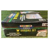 1993 Topps Toys 'R' Us - Baseball Set - 100 Cards - New Sealed Box