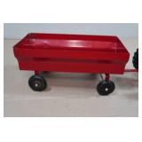 Vintage Ertl International Harvester Tractor and Wagon Set