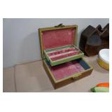 Assorted Vintage House Décor