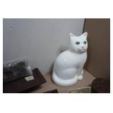 Assorted Vintage House Décor