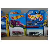*20* Hot Wheels