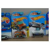 *20* Hot Wheels