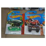 *20* Hot Wheels