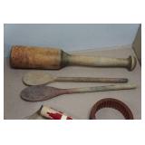 Assorted Vintage Kitchen Utensils