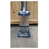 shark lift away deluxe vacuum