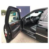 2001 Lincoln Town Car Limousine