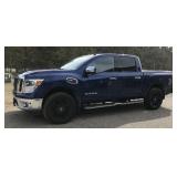 2017 Nissan Titan SL 4X4