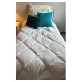 Bedding Set - White Diamond Quilted Comforter & Teal Textured Pillow & Assorted Linens