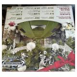 Snow Joe Holiday 360° Rotating Tree Stand with Pre-Lit Artificial Christmas Tree