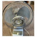 GE Vintage Oscillating Table Fan