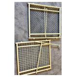 Wooden Baby/Pet Gate with Diamond Mesh - Natural Wood Finish