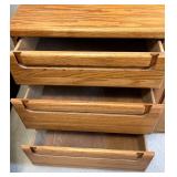 Oak Wood Vanity Dresser & 3-Panel Tri-Fold Mirror (Lots #232 #233, #234 and #235 are Matching)