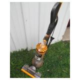 Dyson Ball multifloor2 vacuum clean...