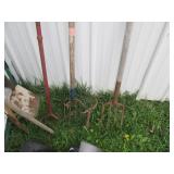 Snow shovels, ice chipper and vinta...