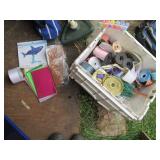 Clamshell closing tote full of Ribb...