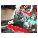 Clamshell closing tote full of asso...