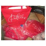 Plastic drawer with heavy duty. dec...