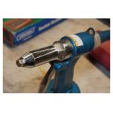 Northern Industrial Air Rivet Gun