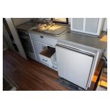 Avion T-22 22' Travel Trailer