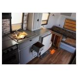 Avion T-22 22' Travel Trailer