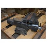 Pro Grade 7' Bench Vise