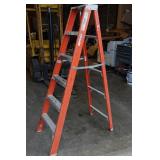 6' Fiberglass Step Ladder