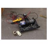 Super Winch LT2000 12V Hitch Mount Winch