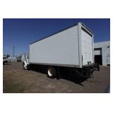 2000 International 4700 T444E 24' Box Truck with Rear Lift - 7.3L Diesel