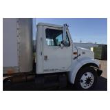 2000 International 4700 T444E 24' Box Truck with Rear Lift - 7.3L Diesel