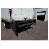 2000 International 4700 T444E 24' Box Truck with Rear Lift - 7.3L Diesel