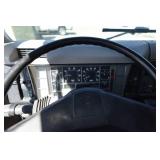 2000 International 4700 T444E 24' Box Truck with Rear Lift - 7.3L Diesel