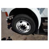 2000 International 4700 T444E 24' Box Truck with Rear Lift - 7.3L Diesel