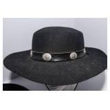 Set of 2 Vintage 100% Wool Hats – Byrnes & Baker