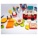 Vintage Fisher-Price Little People Lot – Assorted 1960s & 1970s Figures & Pieces