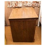 Vintage End Table with 2 Drawers