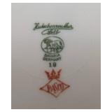 Hutschenreuther Selb Bavaria “The Old Charleston” China Set – Service for 8 (Gold Rim)