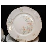 Hutschenreuther Selb Bavaria “The Old Charleston” China Set – Service for 8 (Gold Rim)