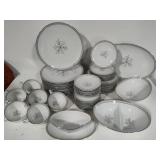 Noritake China 'Lucille' Pattern (60pcs)