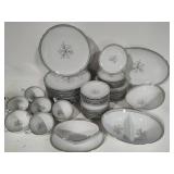 Noritake China 'Lucille' Pattern (60pcs)