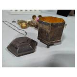 Assorted Vintage Jewelry