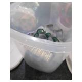 Food storage containers with lids, ...