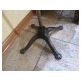 Heavy Metal clawfoot pedestal fully...