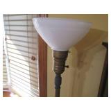 Heavy Brass tone floor lamp with mi...