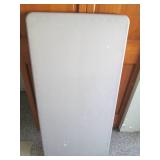 4ft plastic surface. folding table...