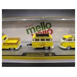 M2 Machines Enjoy Mello Yello 1960 VW Double Cab & Microbus Deluxe Model Set TW05