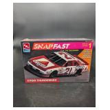 AMT ERTL SnapFast 8721 CITGO Thunderbird 1:32 Model Kit - Skill Level 1