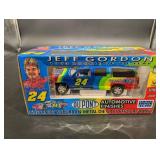 Motorsport Traditions Jeff Gordon 1993 Rookie Chevrolet Suburban Replica Bank 1:25