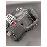 Boxing Gloves - Size M - Made in Pakistan (Lot of 2)